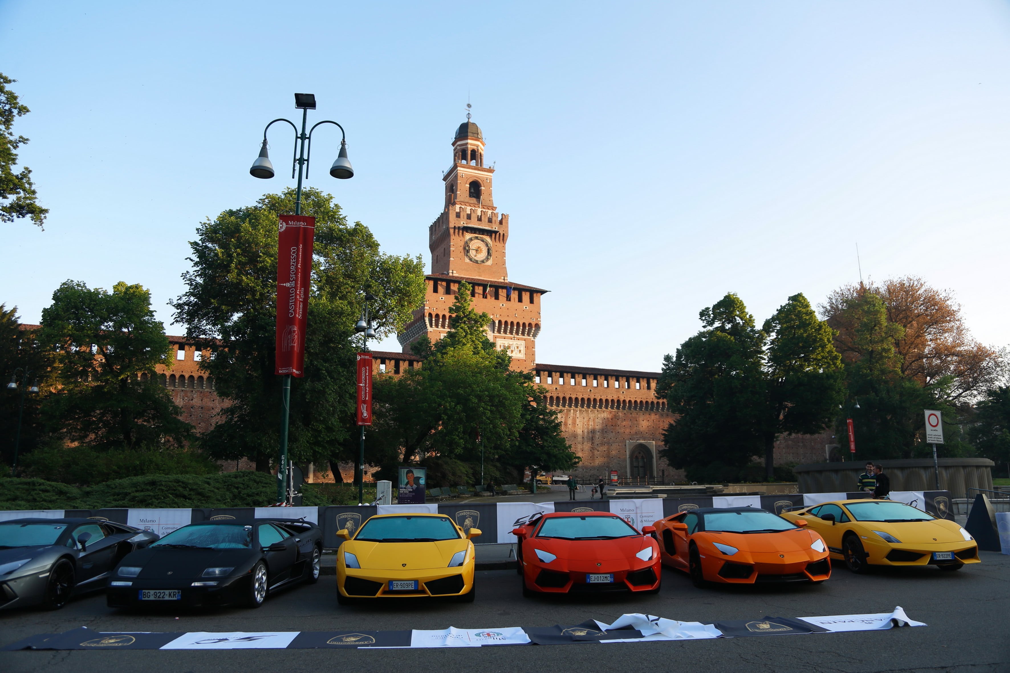 Lamborghini 50th Anniversary Grand Tour Begins – 350 Lambos Celebrating | CarNewsCafe.comCarNewsCafe.com