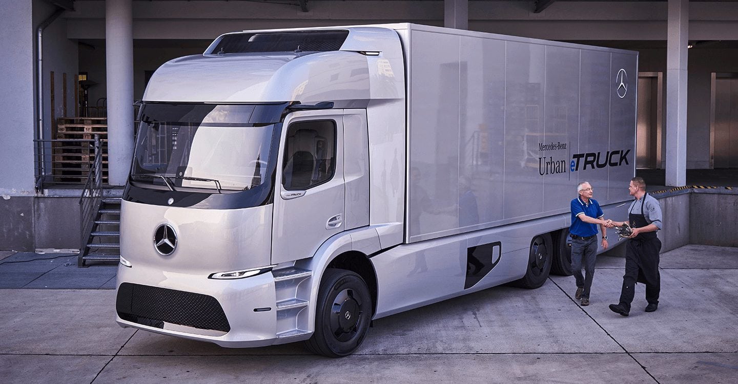 Tesla Semi will face stiff competition from Mercedes-Benz in electric truck movement